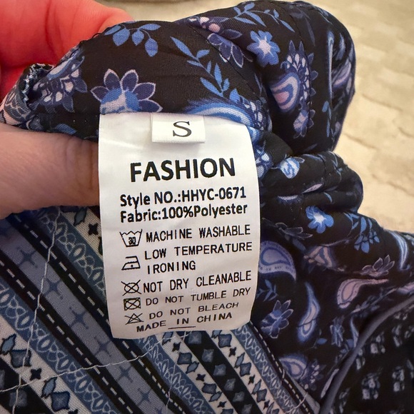 Pink and blue reversible quilted jacket - Picture 4 of 4